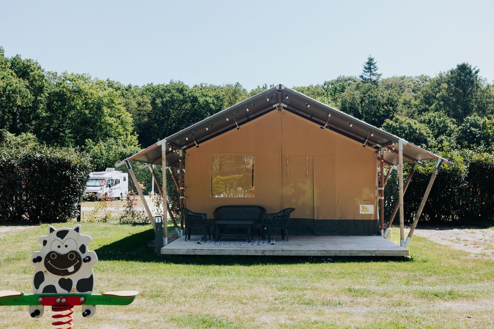 Luxuszelt Safaritent Op En Kindvriendelijk Park Op De Veluwe *